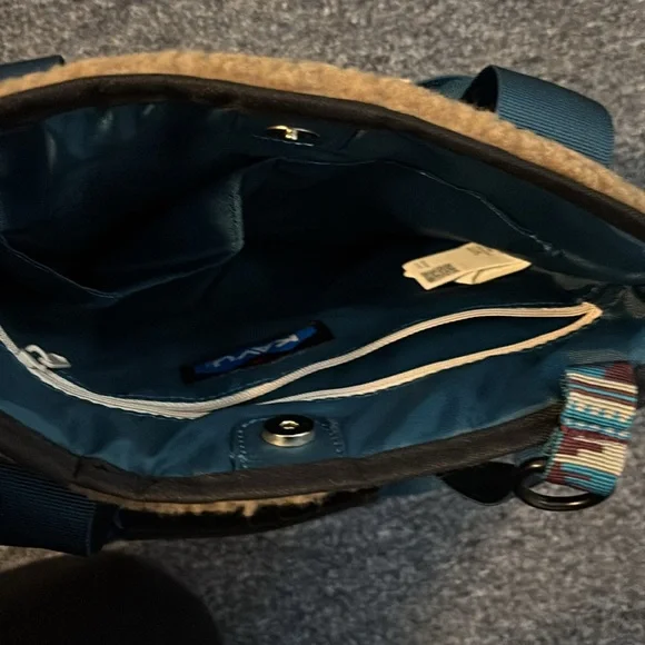 Kavu Brimley Bag - Picture 5 of 10